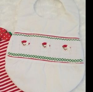 Cute Christmas Smocked bib! 🎅